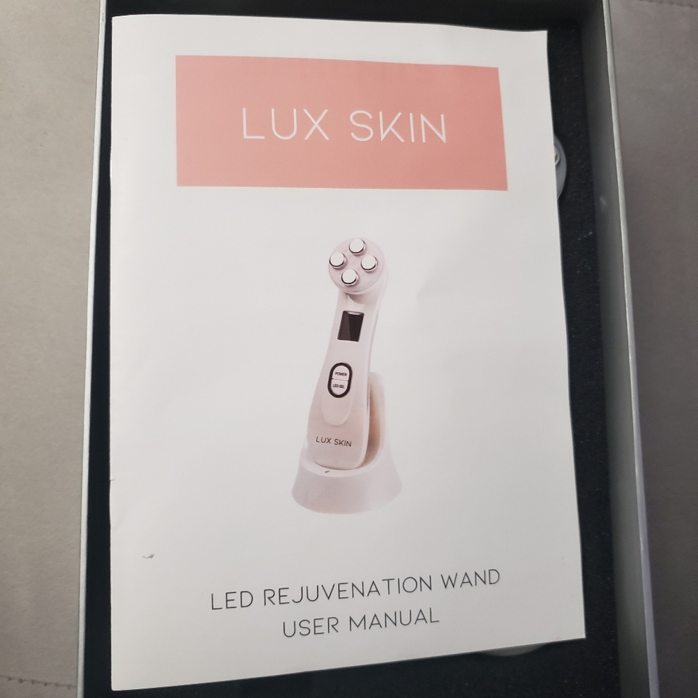 LUX SKIN LED Rejuvenation Wand
